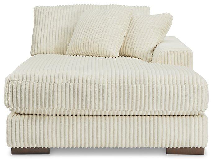 Lindyn Sectional with Chaise