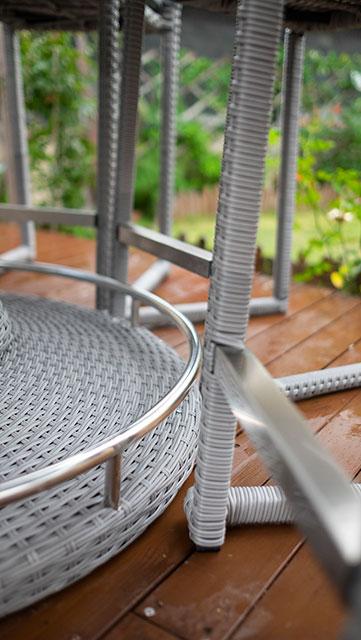 Cyprus Round Bar Table